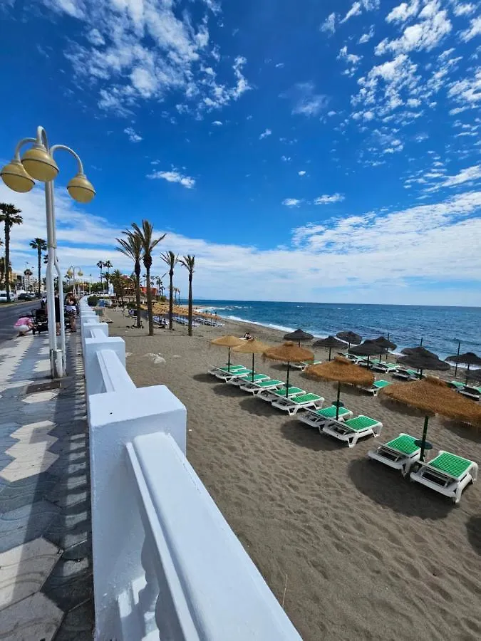 Summer House Duplex En La Playa Con Piscina Benalmadena 0*,